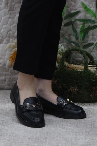 Fort 034-213 Siyah Cilt Toka Detaylı Rahat Loafer Kadın Ayakkabı - Resim 2