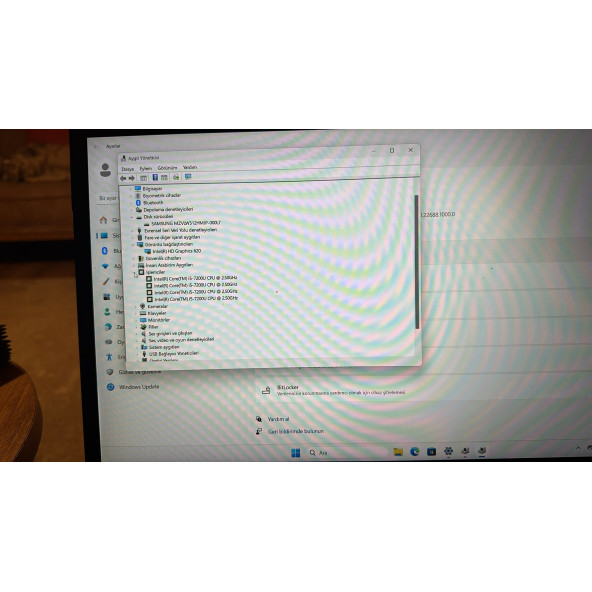 Lenovo T570 i5-7200U 16 GB 480 GB SSD HD Graphics 620 15,6" Notebook WİN10 - 3