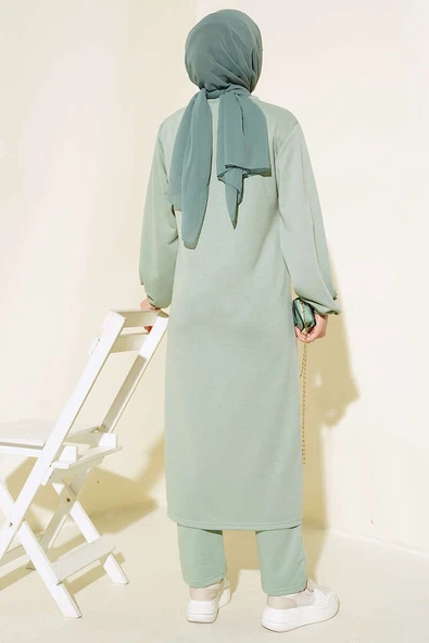 Yırtmaçlı Uzun İkili Takım Çağla Yeşili - 3