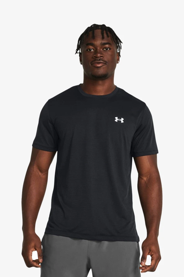 Under Armour Launch Sleeve Erkek Siyah T-shirt 1382582-001