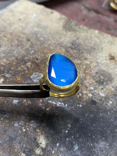 Güneş Taşı Serisi Fasülye Kesim Kedi Gözü Taşlı El İşi Kadın Altın Kaplama Yüzük Ayarlanabilir Ölçü - 10