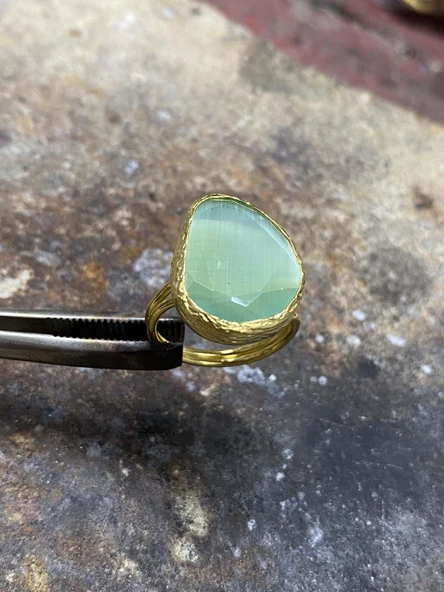 Güneş Taşı Serisi Fasülye Kesim Kedi Gözü Taşlı El İşi Kadın Altın Kaplama Yüzük Ayarlanabilir Ölçü - 8