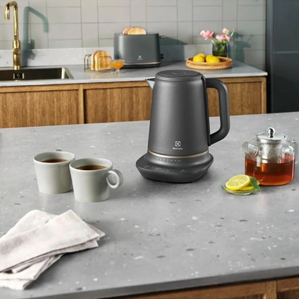 Electrolux E7k1-6Bp Zaman Ve Sıcaklık Ayarlı 2400 W 1.7 Litre Kettle - 5