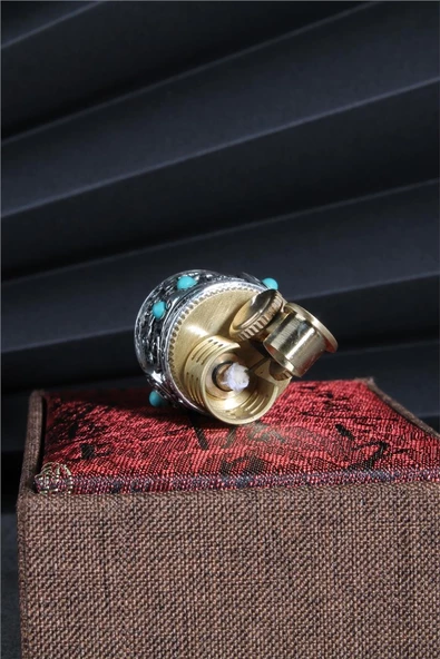 Silvio Monetti  Gümüş Renk Özel Tasarım Kutulu Sultan Benzinli Çakmak  24CSM864TR01 - Resim 7