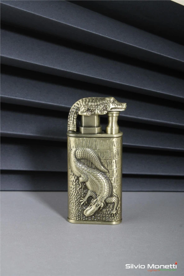 Silvio Monetti Bronz Kabartmalı Timsal İşlemeli Gazlı Çakmak 24CSM803MR02 ürün görseli 1