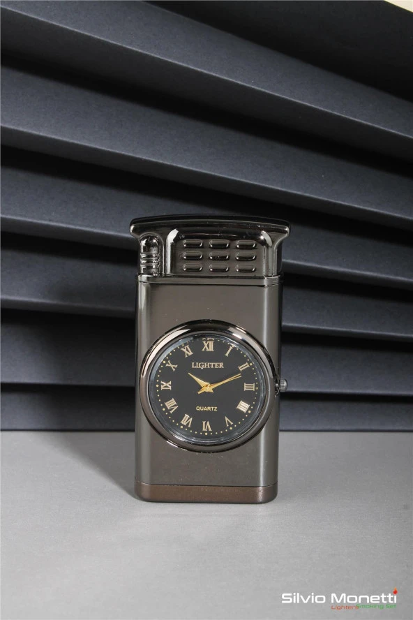 Silvio Monetti Siyah Özel Tasarım Kapaklı Saatli Model Gazlı Çakmak 24CSM807BMR04 ürün görseli 1