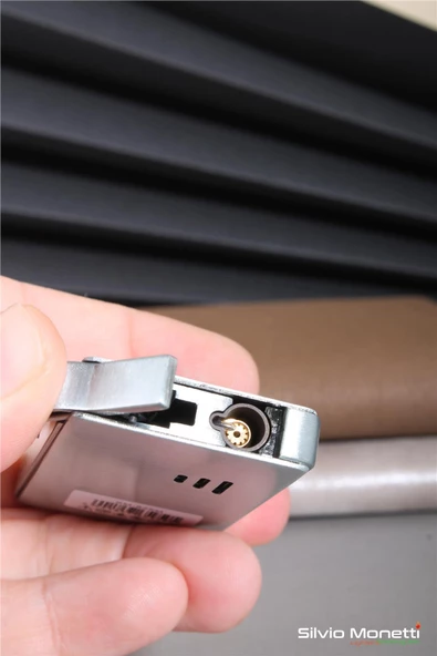 Silvio Monetti Pembe Özel Tasarım Gazlı Çakmak 24CSM825MR05 - Resim 3