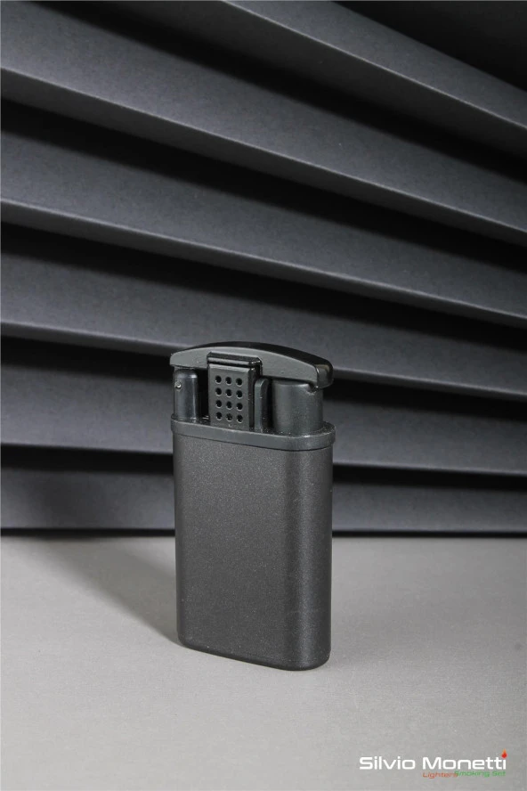 Silvio Monetti Siyah Kapaklı Özel Tasarım Gazlı Çakmak 24CSM910PR02 ürün görseli 1