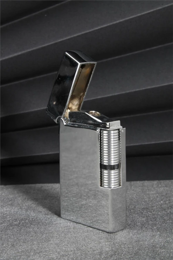 Silvio Monetti  Metalik Renk Özel Tasarım Kapaklı Gazlı Çakmak  24CSM874MR05 - Resim 2