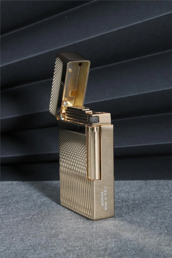 Silvio Monetti  Altın Renk Kapaklı Pürmüz Gazlı Çakmak  24CSM899TR03 - Resim 2