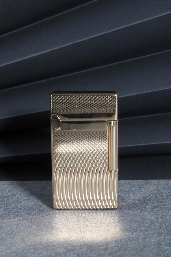 Silvio Monetti  Altın Renk Kapaklı Pürmüz Gazlı Çakmak  24CSM899TR03 - Resim 3