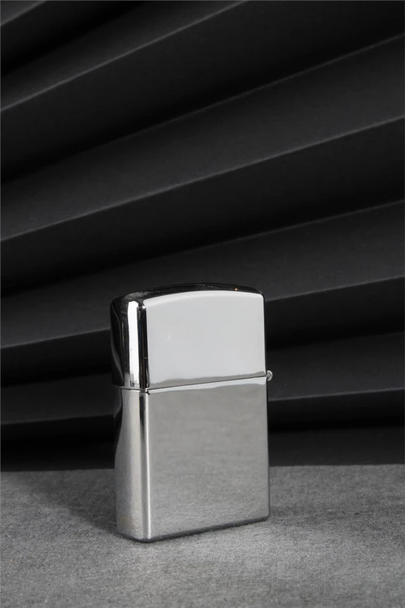 Silvio Monetti  Gümüş Renk Kapaklı Şarjlı Çakmak  24CSM22108AR03 ürün görseli 1