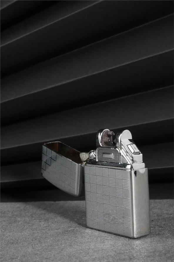 Silvio Monetti  Gri Renk Kapaklı Şarjlı Çakmak  24CSM22108AR05 - Resim 2