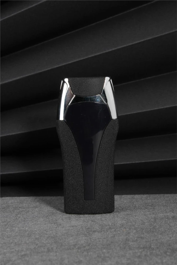 Silvio Monetti  Siyah Siyah Renk Dokunmatik Kapaklı Şarjlı Çakmak  24CSM22110R03 ürün görseli 1