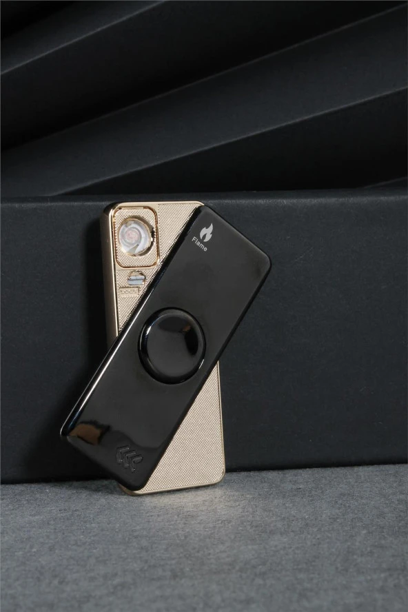 Silvio Monetti  Siyah Renk Ledli Ve Çarklı Şarjlı Çakmak  24CSM22105AR03 ürün görseli 1