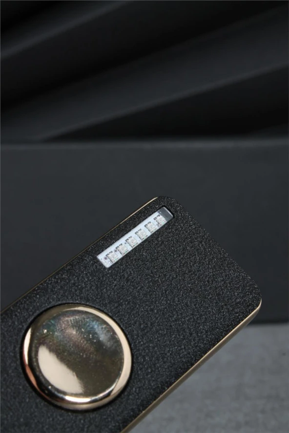 Silvio Monetti  Siyah Siyah Renk Ledli Ve Çarklı Şarjlı Çakmak  24CSM22105AR01 - Resim 3