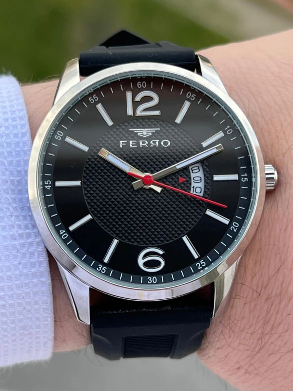 Ferro Takvimli Siyah Renk Slikon Kordon 30 Mt Su Geçirmez Erkek Kol Saat EFM11316-J22 - Resim 2