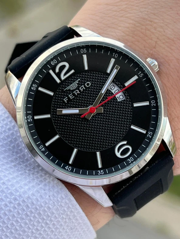 Ferro Takvimli Siyah Renk Slikon Kordon 30 Mt Su Geçirmez Erkek Kol Saat EFM11316-J22 ürün görseli