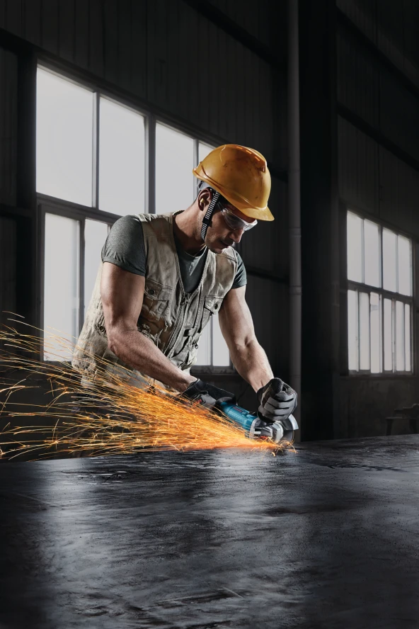 Bosch Professional GWS 9-115 S Avuç Taşlama Makinesi - 2