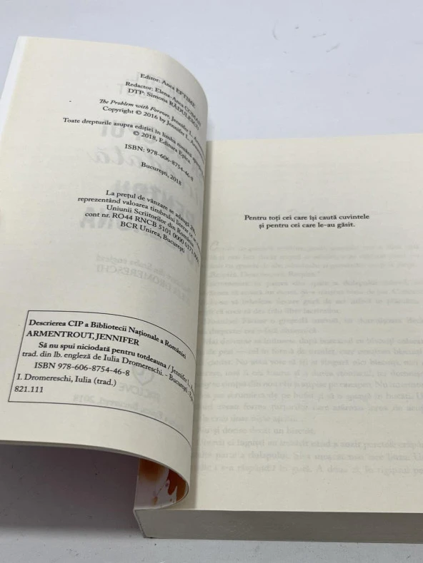 Sa nu spui niciodata pentru totdeauna - Jennifer L. Armentrout Kitap (Romence) - 3