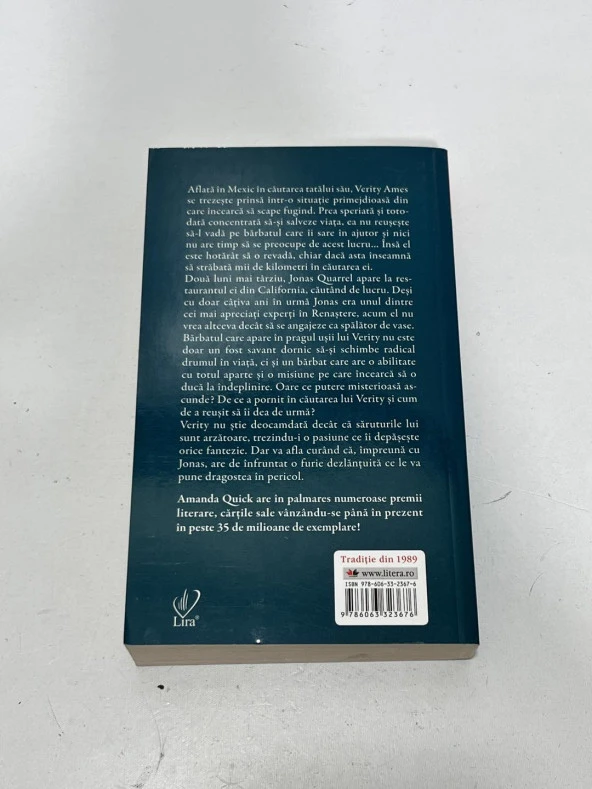 Puteri Nebanuite - Amanda Quick Kitap (Romence) - 4