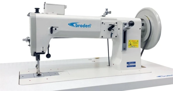 Broderi i BD-243 iğne ve Ayak Transportlu Branda Dikiş Makinası