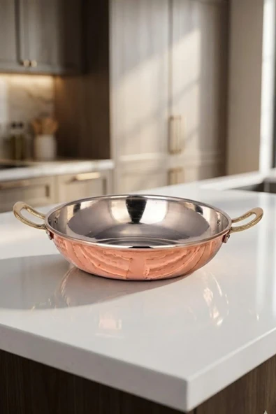 Turna Bakır Çelebi Tava 2 No 16 Cm Düz Kırmızı Turna7594-1 ürün görseli