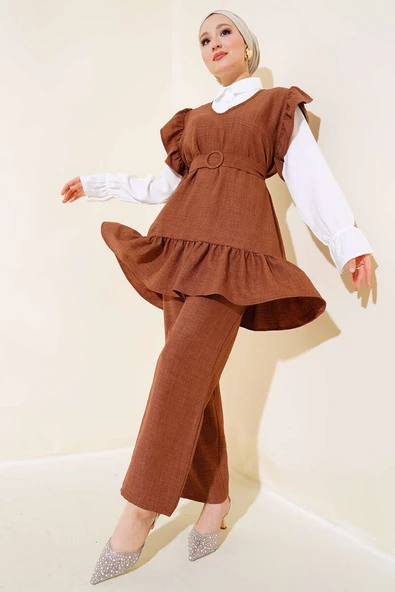 Omuz Fıfırlı Üçlü Keten Takım Kahve ürün görseli 1