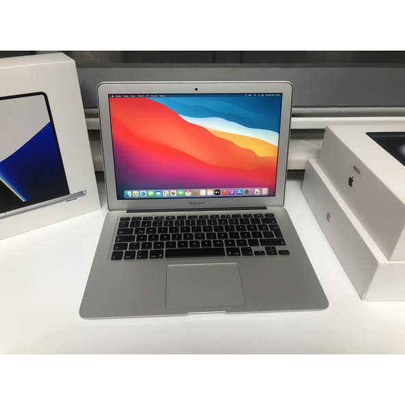 APPLE A1466 MACBOOK AiR 13 2017 i5 8GB RAM 128GB SSD - SIFIR AYARINDA , MAĞAZA GARANTİLİ