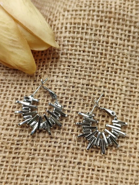 Kırçıllı Model Kadın Küpe Beyaz Renk - 2