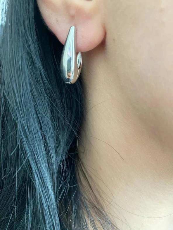 Oval Model Kadın Küpe Beyaz Renk - 3