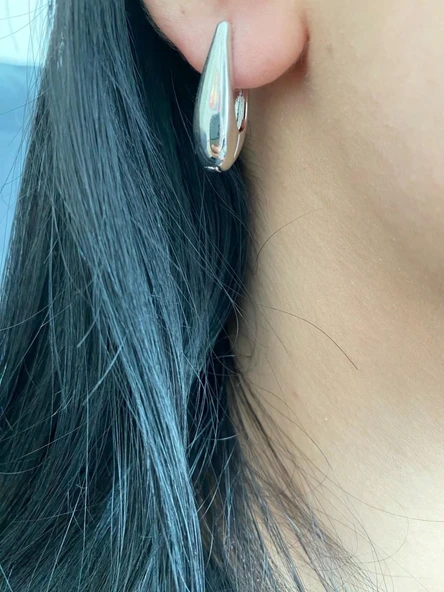 Oval Model Kadın Küpe Beyaz Renk