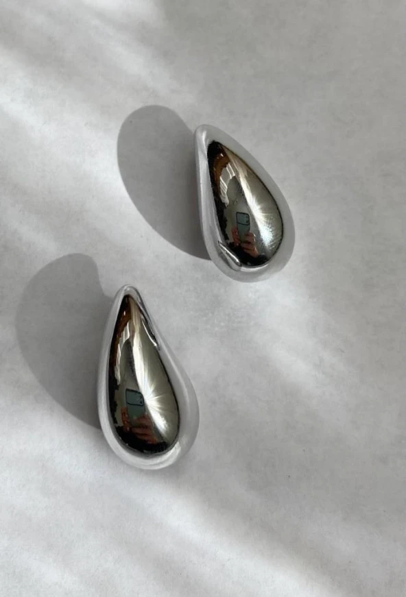 Büyük Boy Damla Model Kadın Küpe Beyaz Renk - 2