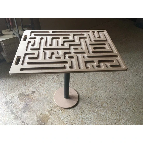 Montessori Ahşap Labirent Oyunu