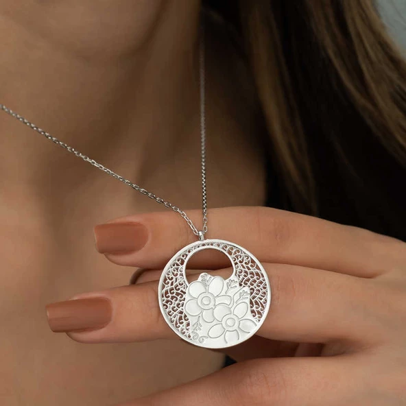 Lucky Life 925 Ayar Gumuss Yaşam Çiçeği Kolye - Resim 3