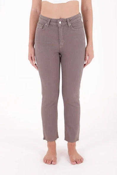 Paçaları Dikişsiz ve Yüksek Belli Cepli Astarsız Kadın Kot Pantolon Mom Fit Jean Gri Denim - 4