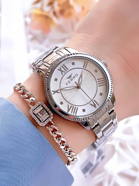 Ferro Gümüş Renk Kararmaz Renk Atmaz 3 Atm Su Geçirmez Özel Tasarım Kadın Kol Saati EFL21925A ürün görseli