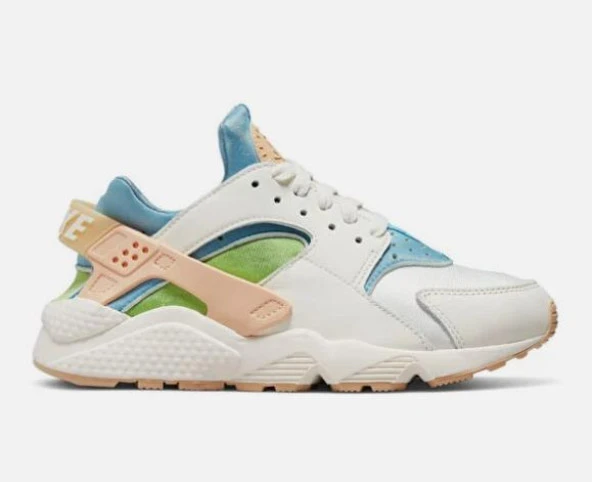 Nike Air Huarache SE Kadın Beyaz Spor Ayakkabı DQ0117100 I-104