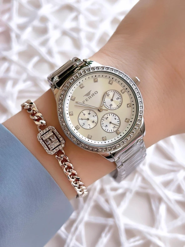 Ferro Gümüş Renk Kararmaz Renk Atmaz 3 Atm Su Geçirmez Özel Tasarım Kadın Kol Saati EFL21077A ürün görseli