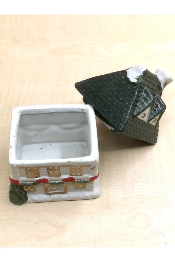 VİNTAGE PORSELEN EV KAPAKLI BİBLO DEKORATİF KUTU N0 09 - 2