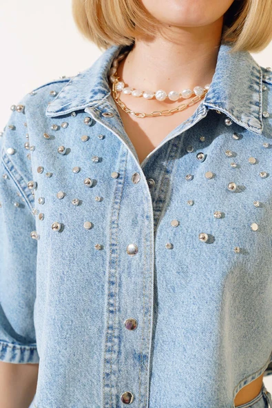 Parlak Taş Süslemeli Kısa Kot Ceket Mavi - Resim 4