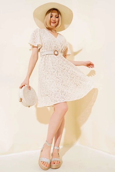 Dantelli Hasır Kemerli Elbise Bej ürün görseli