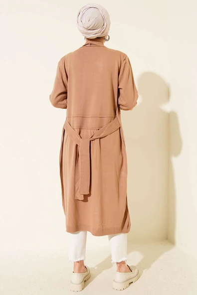 Yandan Dikişli Bağcıklı Hırka Latte - Resim 3