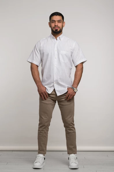 Geniş Ve Rahat (Bol) Kesim Cepli Hafif Ekoseli Yaka Düğmeli Klasik Kısa Kol Gömlek - Resim 11