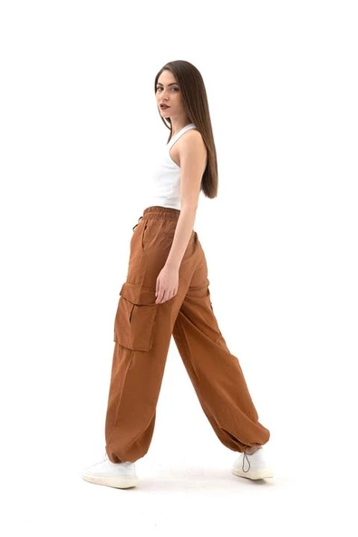 Yüksek Bel Beli ve Paçası Lastikli Paraşüt Kumaş Pantolon - Camel - Resim 2
