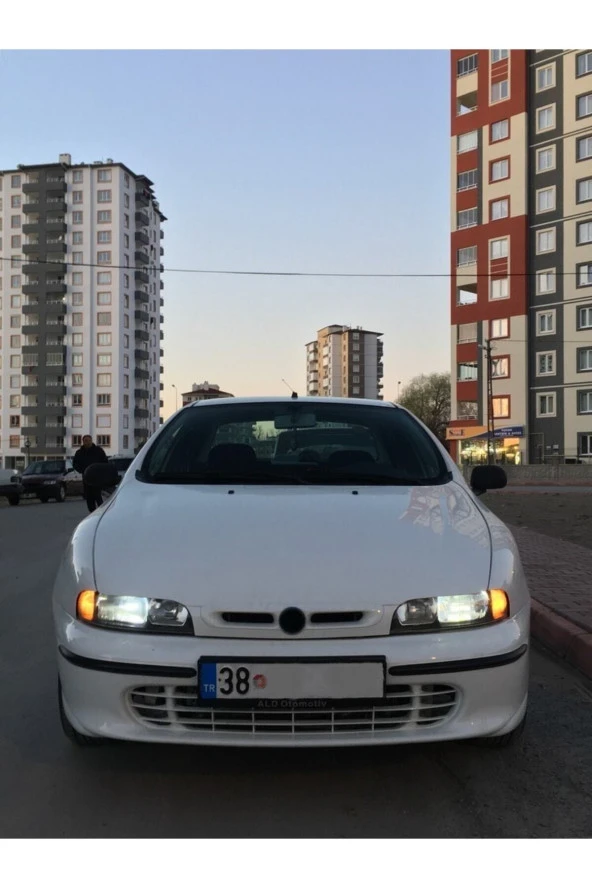 OTO H.İ.T.  Fiat Marea Uzun Farlar Için Uyumlu Şimşek Etkili Led Xenon Beyaz Far Ampulü