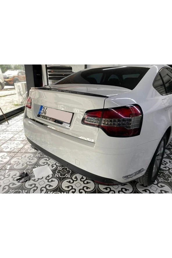 OTO H.İ.T.  Citroen C5 Uyumlu Bagaj Üstü Spoiler Piano Black ürün görseli