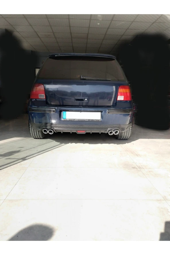 OTO H.İ.T.  VOLKSWAGEN GOLF 4 UYUMLU BODY KİT DİFÜZÖR 4 ÇIKIŞ YUVARLAK SİYAH MODEL 2