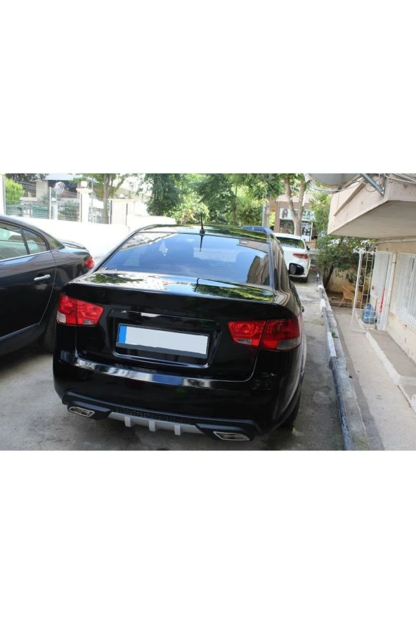 OTO H.İ.T.  KİA CERATO UYUMLU BODY KİT DİFÜZÖR 2 ÇIKIŞ GRİ KARE