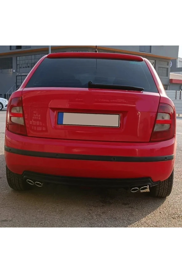 OTO H.İ.T.  SKODA FABİA UYUMLU BODY KİT DİFÜZÖR 4 ÇIKIŞ YUVARLAK SİYAH MODEL 2